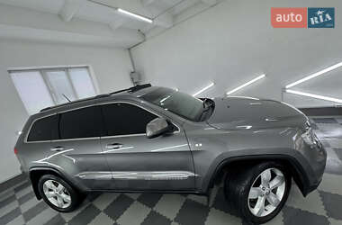Внедорожник / Кроссовер Jeep Grand Cherokee 2011 в 
