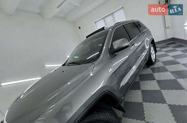 Внедорожник / Кроссовер Jeep Grand Cherokee 2011 в 