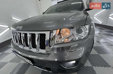 Внедорожник / Кроссовер Jeep Grand Cherokee 2011 в 