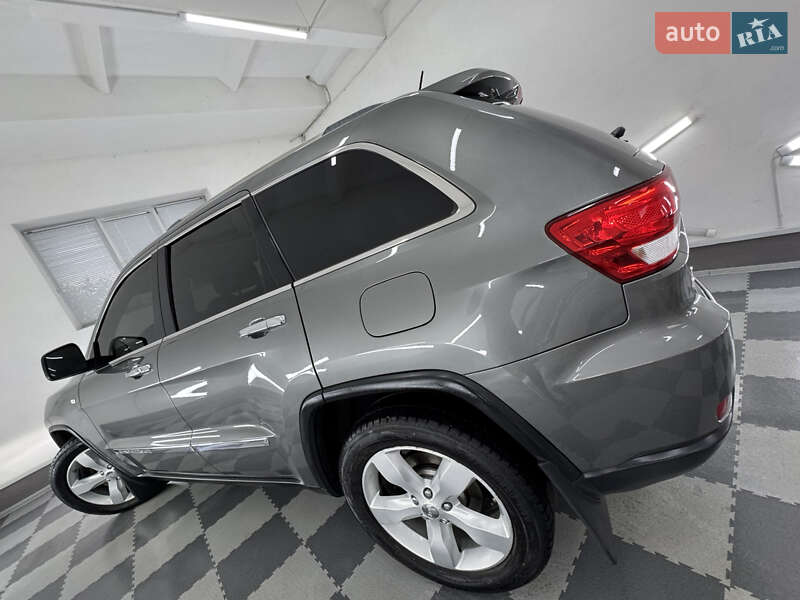 Внедорожник / Кроссовер Jeep Grand Cherokee 2011 в Трускавце