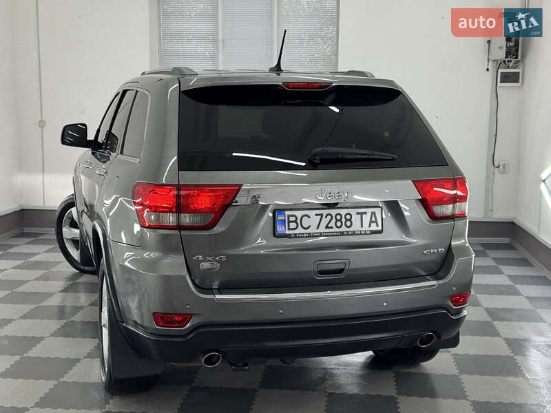 Внедорожник / Кроссовер Jeep Grand Cherokee 2011 в Трускавце