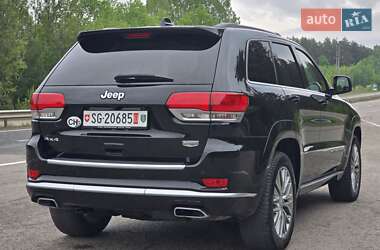 Внедорожник / Кроссовер Jeep Grand Cherokee 2017 в 
