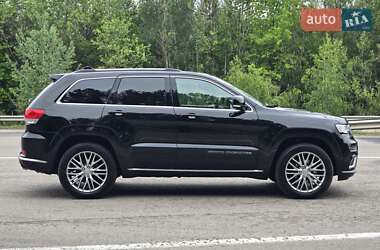 Внедорожник / Кроссовер Jeep Grand Cherokee 2017 в 