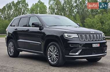 Внедорожник / Кроссовер Jeep Grand Cherokee 2017 в 