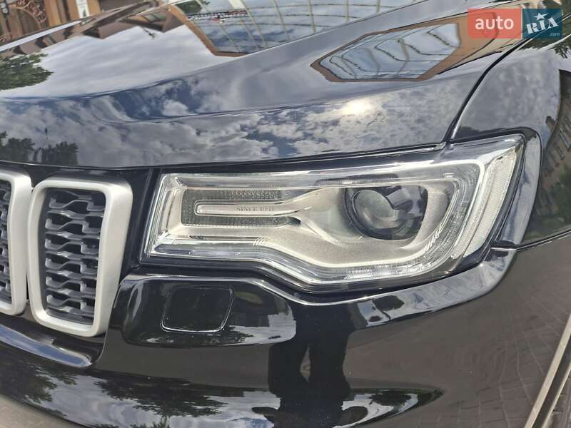 Внедорожник / Кроссовер Jeep Grand Cherokee 2021 в Черкассах