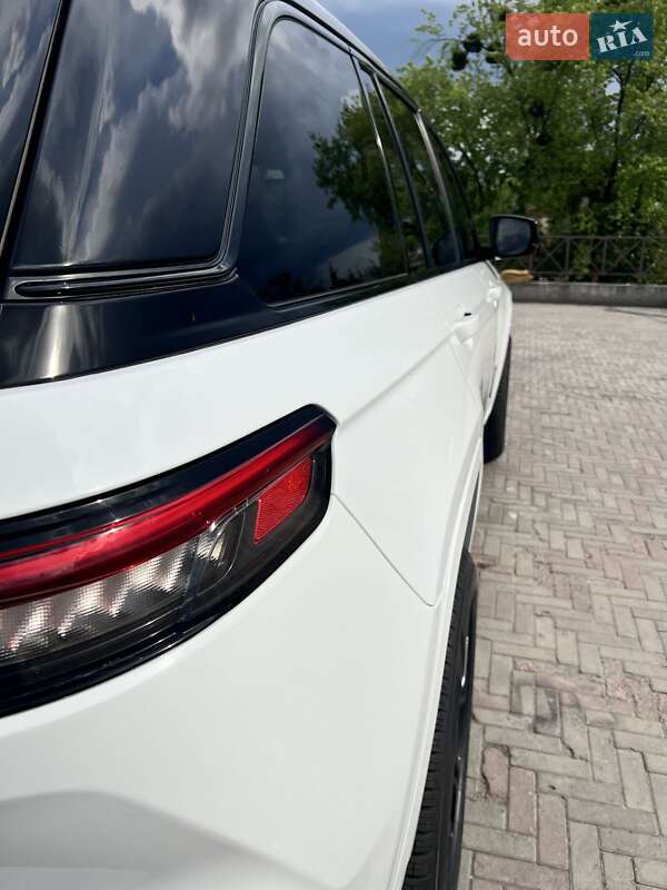 Внедорожник / Кроссовер Jeep Grand Cherokee 2022 в Харькове