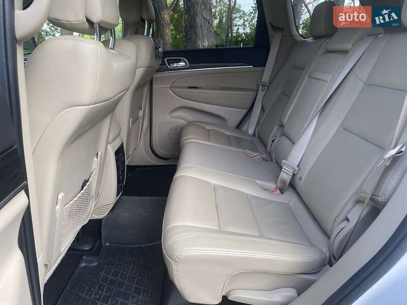 Позашляховик / Кросовер Jeep Grand Cherokee 2021 в Харкові