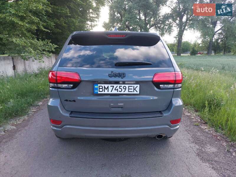 Внедорожник / Кроссовер Jeep Grand Cherokee 2022 в Ромнах