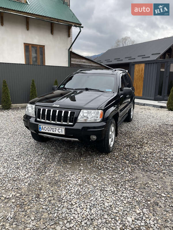 Внедорожник / Кроссовер Jeep Grand Cherokee 2004 в 