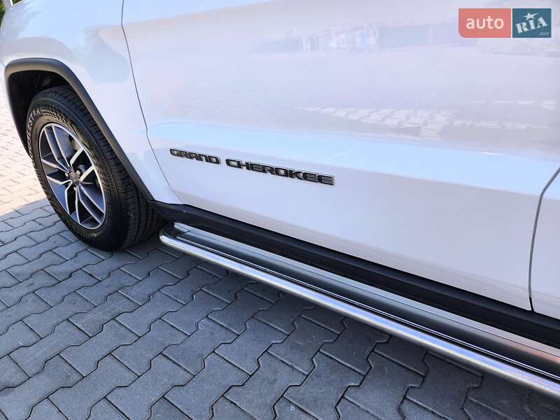 Внедорожник / Кроссовер Jeep Grand Cherokee 2020 в Хмельницком