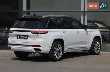 Внедорожник / Кроссовер Jeep Grand Cherokee 2022 в 