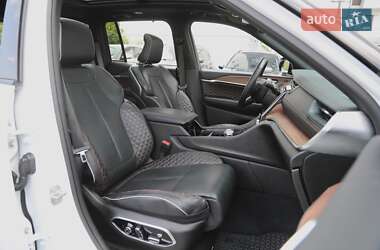 Внедорожник / Кроссовер Jeep Grand Cherokee 2022 в 