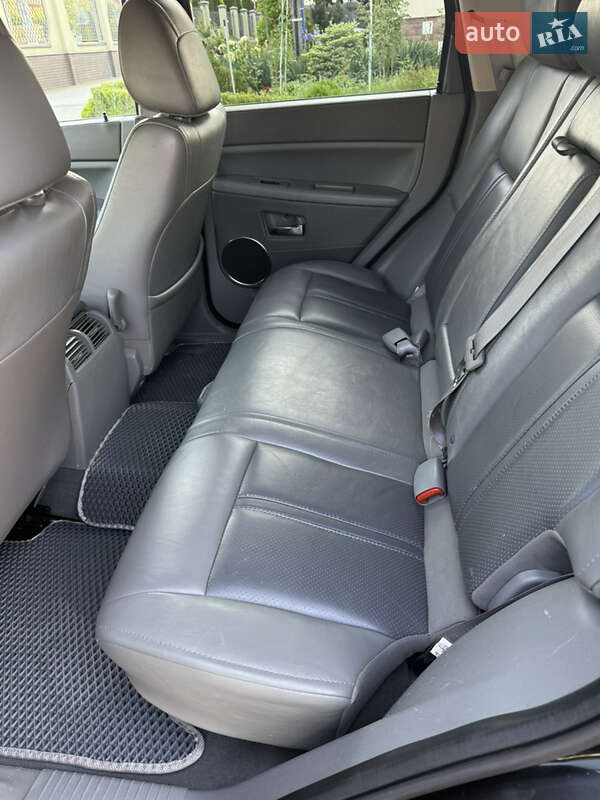 Внедорожник / Кроссовер Jeep Grand Cherokee 2007 в Золочеве