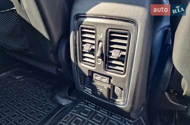Позашляховик / Кросовер Jeep Grand Cherokee 2020 в 