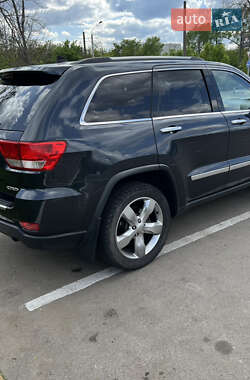 Внедорожник / Кроссовер Jeep Grand Cherokee 2012 в 