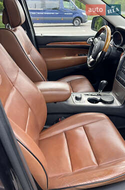 Внедорожник / Кроссовер Jeep Grand Cherokee 2012 в 
