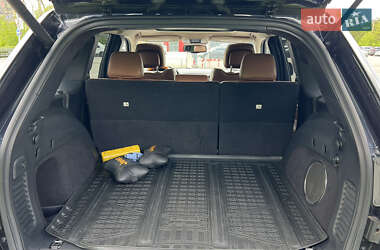 Внедорожник / Кроссовер Jeep Grand Cherokee 2012 в 