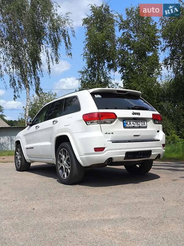 Внедорожник / Кроссовер Jeep Grand Cherokee 2018 в Киеве