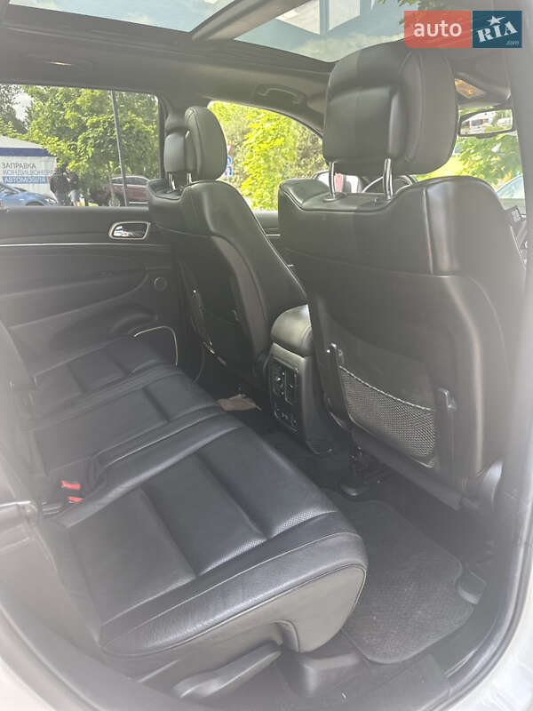 Внедорожник / Кроссовер Jeep Grand Cherokee 2013 в Хмельницком