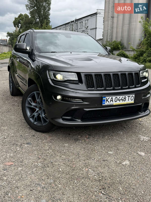 Внедорожник / Кроссовер Jeep Grand Cherokee 2016 в Киеве