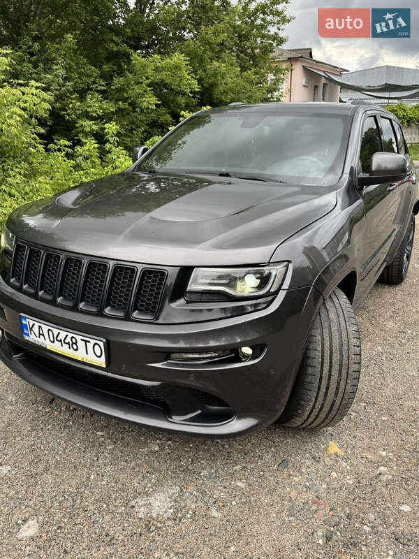 Внедорожник / Кроссовер Jeep Grand Cherokee 2016 в Киеве