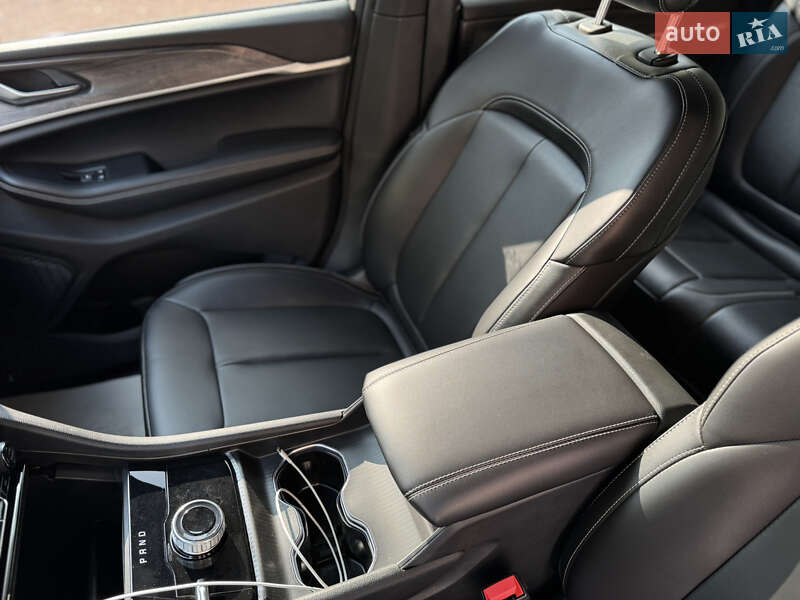 Внедорожник / Кроссовер Jeep Grand Cherokee 2024 в Киеве