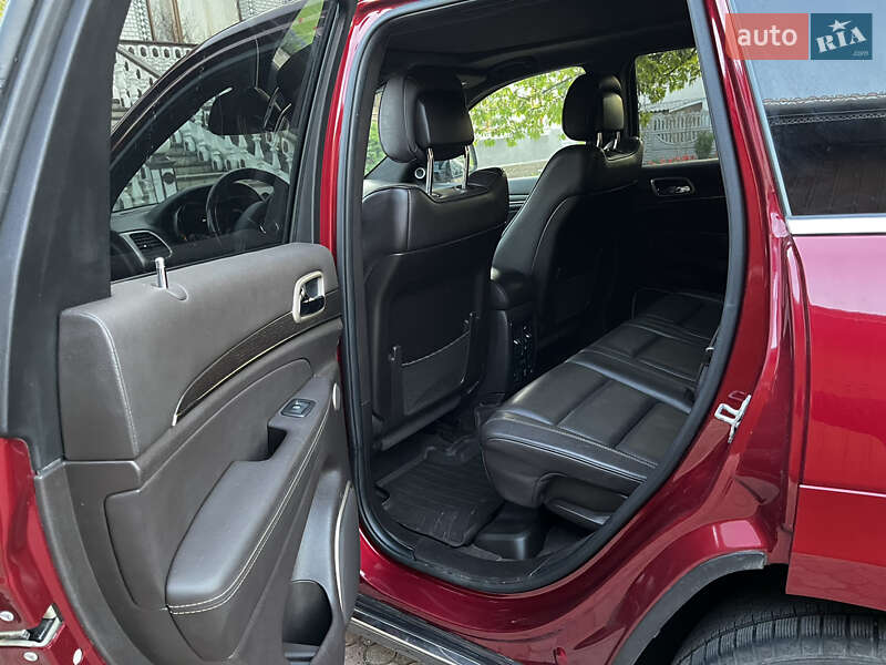 Внедорожник / Кроссовер Jeep Grand Cherokee 2014 в Черновцах