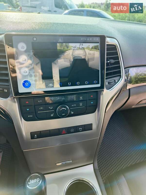 Позашляховик / Кросовер Jeep Grand Cherokee 2010 в Софіївській Борщагівці