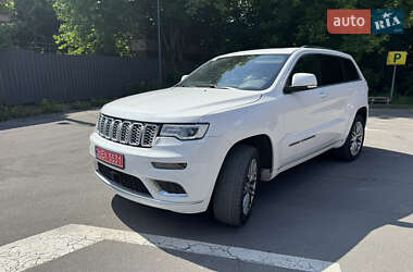 Внедорожник / Кроссовер Jeep Grand Cherokee 2017 в Каменец-Подольском