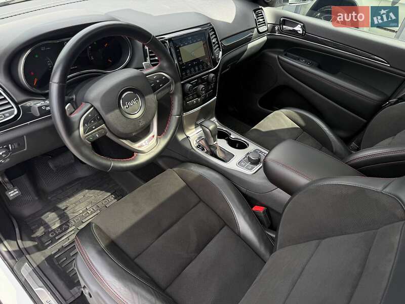 Внедорожник / Кроссовер Jeep Grand Cherokee 2021 в Ровно
