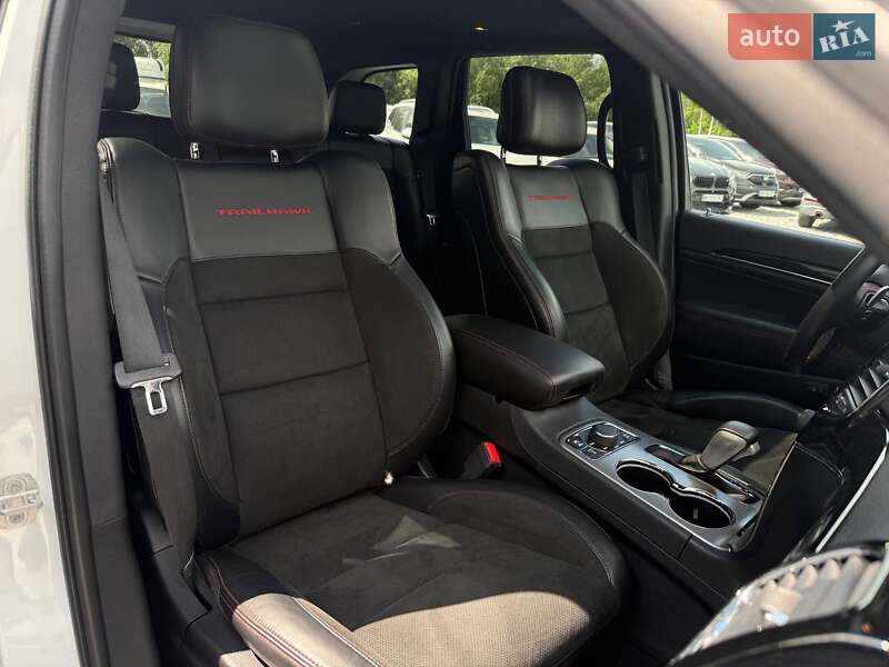 Внедорожник / Кроссовер Jeep Grand Cherokee 2021 в Ровно