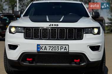 Внедорожник / Кроссовер Jeep Grand Cherokee 2018 в 