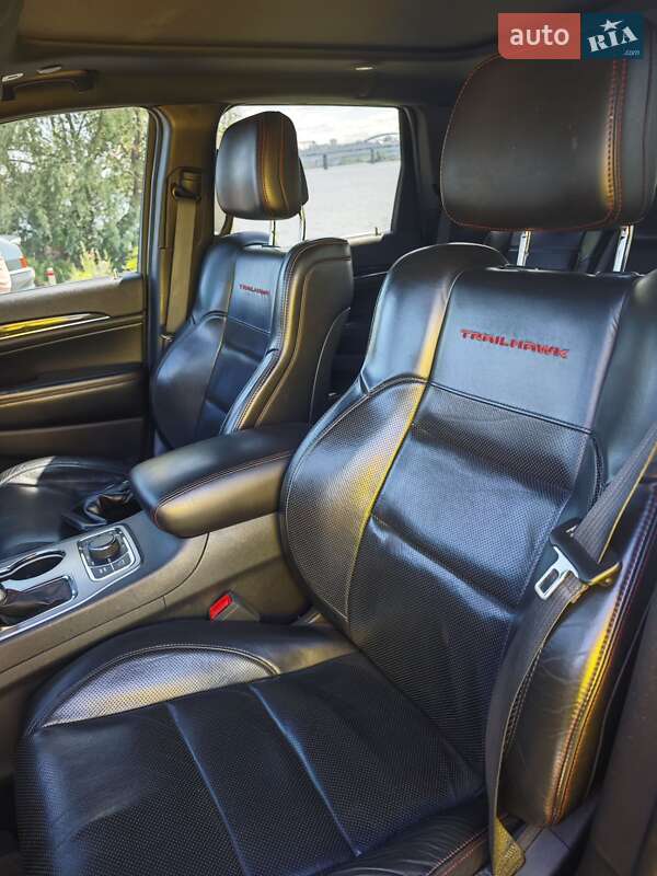 Внедорожник / Кроссовер Jeep Grand Cherokee 2018 в Киеве