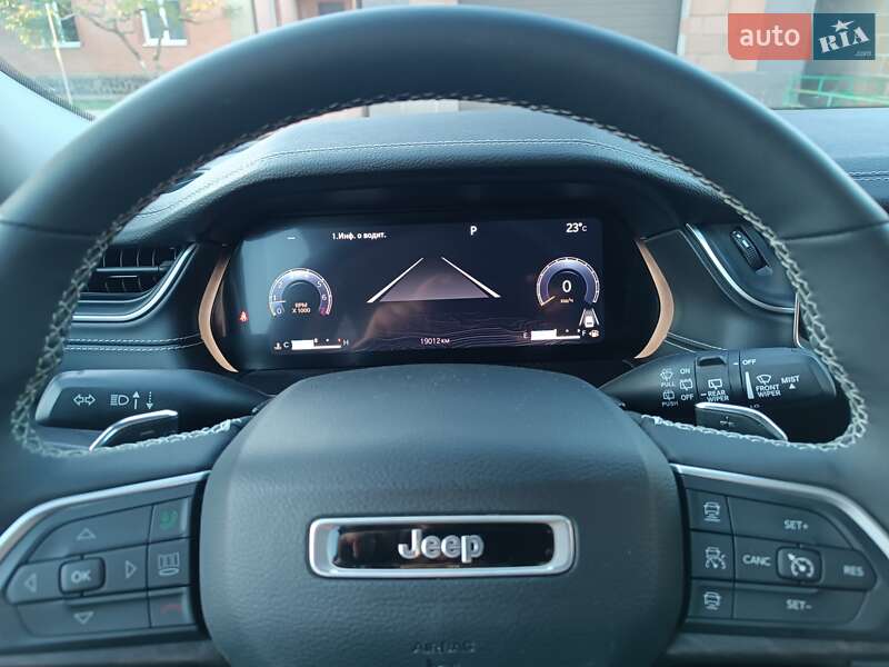 Позашляховик / Кросовер Jeep Grand Cherokee 2023 в Лубнах