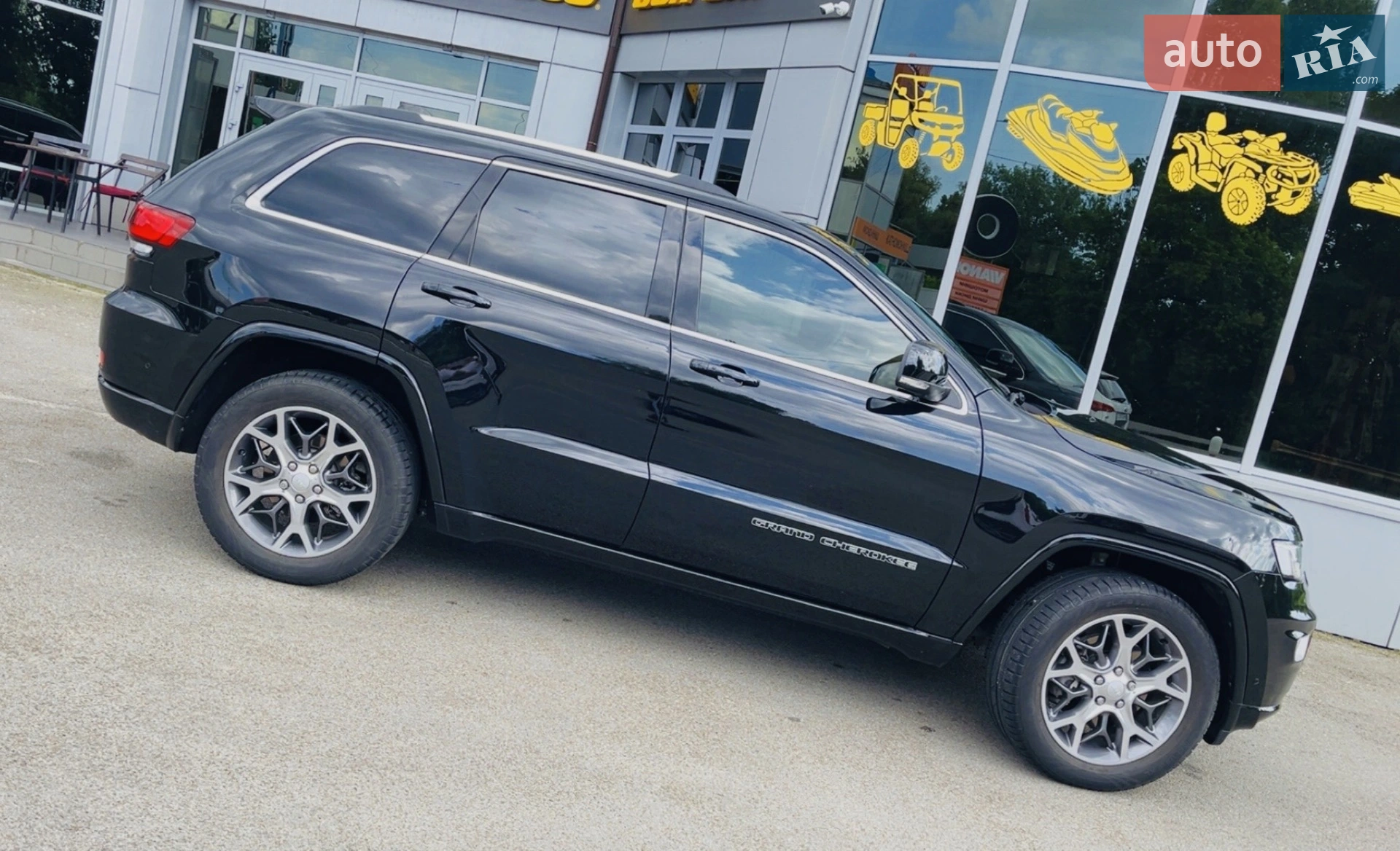 Jeep Grand Cherokee 2021 VIN 1C4RJFCM6MC880311 фото оголошення 7 з 16