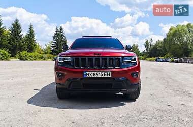 Внедорожник / Кроссовер Jeep Grand Cherokee 2015 в 