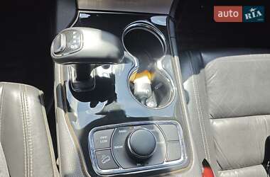 Внедорожник / Кроссовер Jeep Grand Cherokee 2015 в 