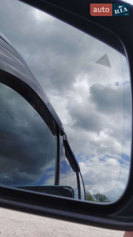 Внедорожник / Кроссовер Jeep Grand Cherokee 2016 в Виннице