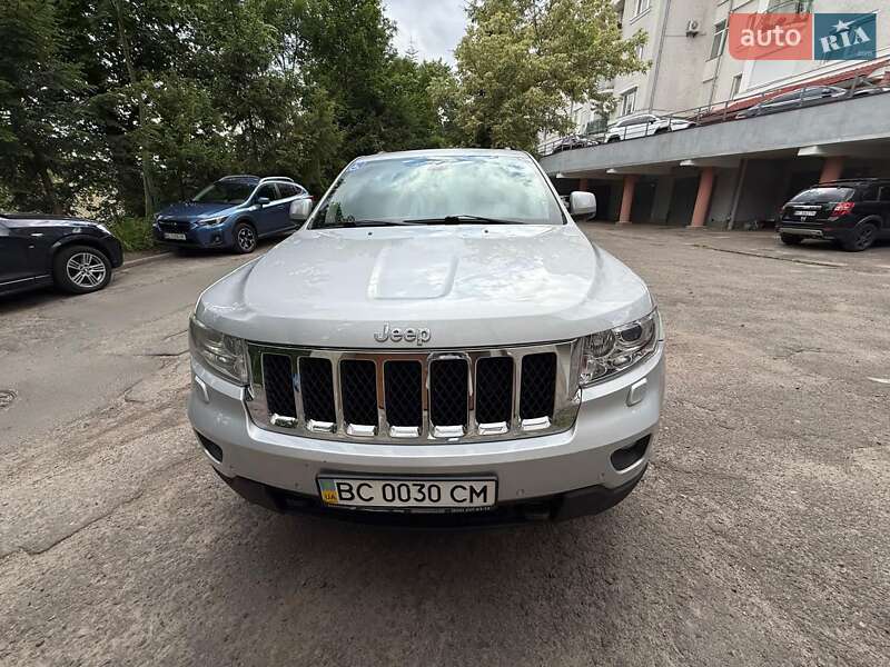 Позашляховик / Кросовер Jeep Grand Cherokee 2011 в Львові