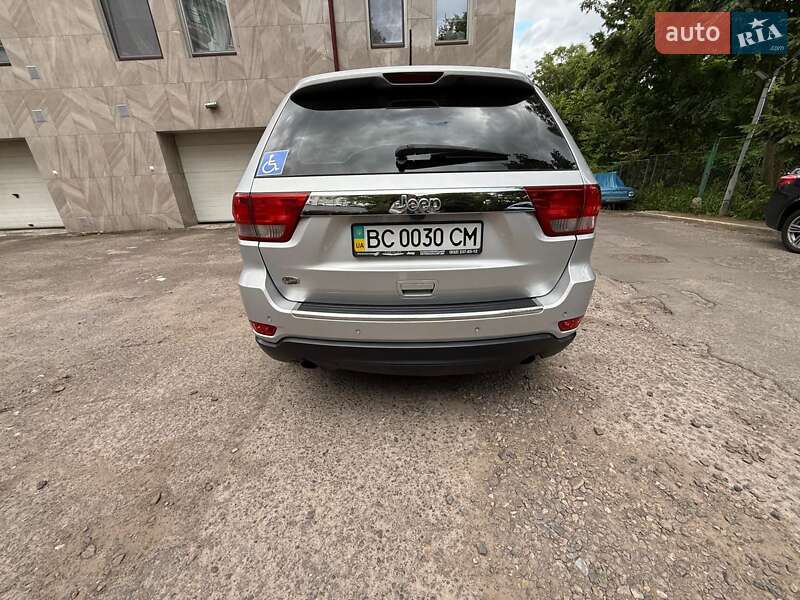 Позашляховик / Кросовер Jeep Grand Cherokee 2011 в Львові