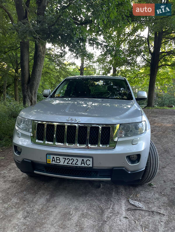 Внедорожник / Кроссовер Jeep Grand Cherokee 2011 в Виннице