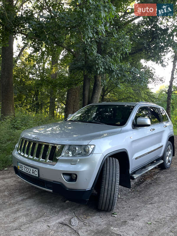 Внедорожник / Кроссовер Jeep Grand Cherokee 2011 в Виннице