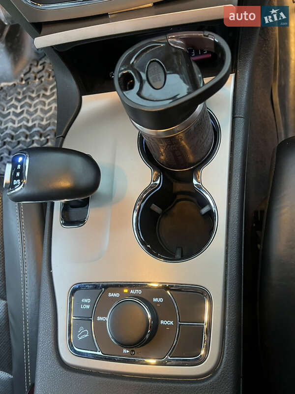 Внедорожник / Кроссовер Jeep Grand Cherokee 2013 в Золочеве фото 21 Внедорожник / Кроссовер Jeep Grand Cherokee 2013 в Золочеве