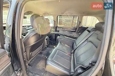 Позашляховик / Кросовер Jeep Grand Cherokee 2022 в 