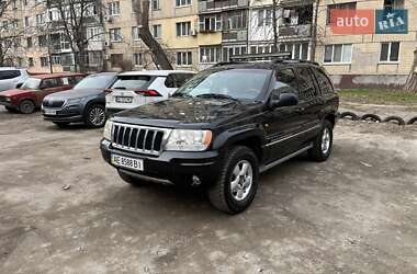 Позашляховик / Кросовер Jeep Grand Cherokee 2004 в 