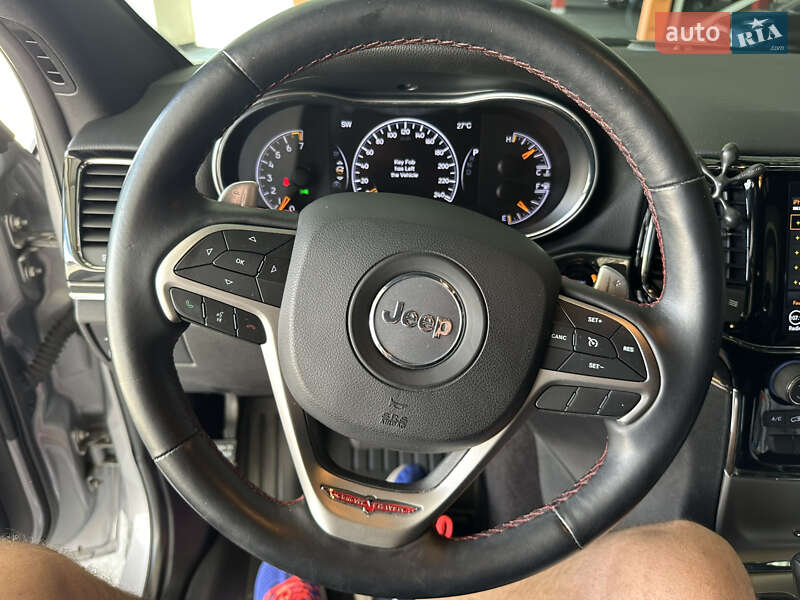 Внедорожник / Кроссовер Jeep Grand Cherokee 2018 в Киеве фото 10 Внедорожник / Кроссовер Jeep Grand Cherokee 2018 в Киеве