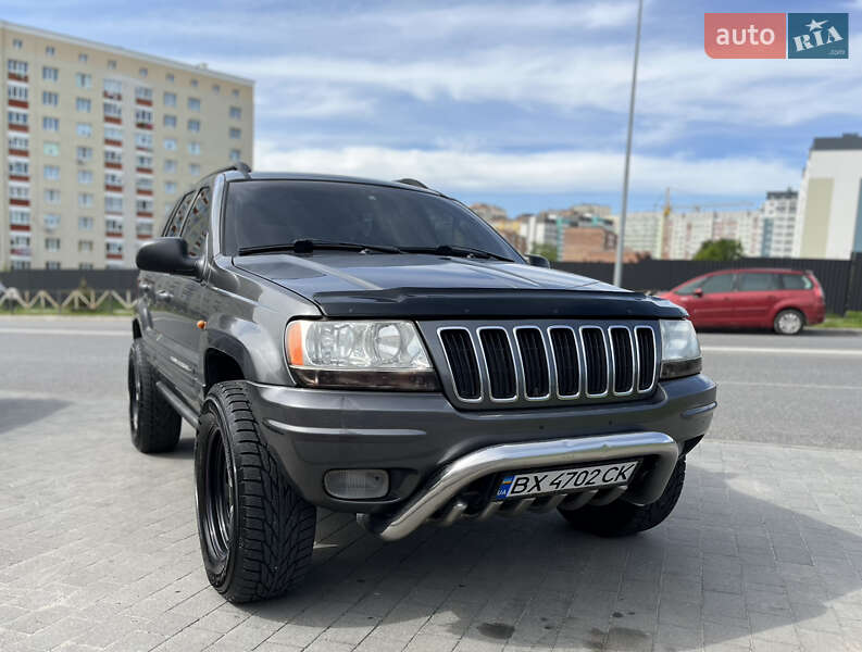 Позашляховик / Кросовер Jeep Grand Cherokee 2002 в 
