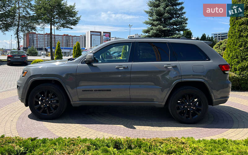 Внедорожник / Кроссовер Jeep Grand Cherokee 2020 в Львове