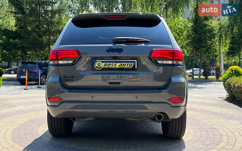 Внедорожник / Кроссовер Jeep Grand Cherokee 2020 в Львове