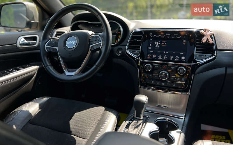 Внедорожник / Кроссовер Jeep Grand Cherokee 2020 в Львове